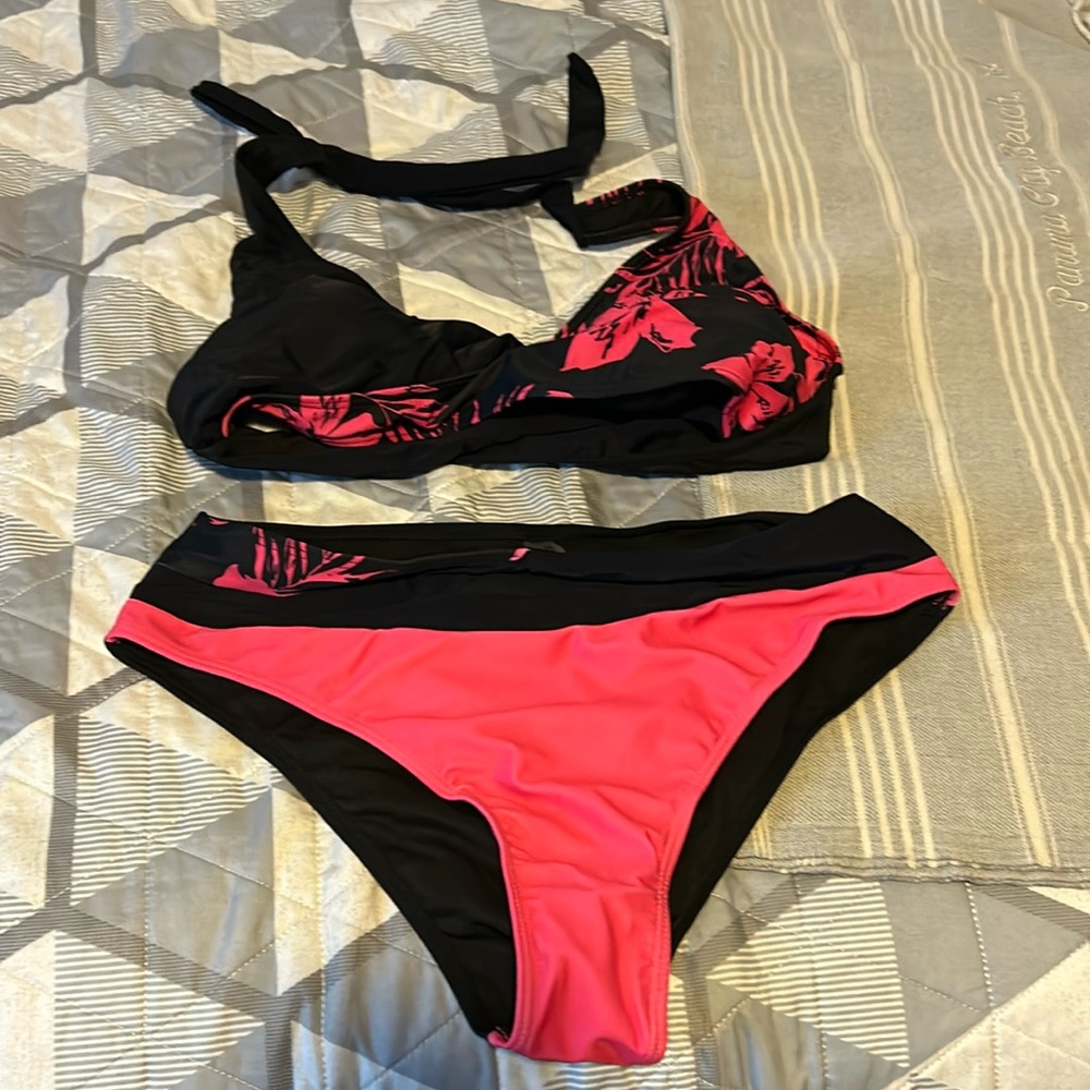 Brand new Shein bathing suit size large.